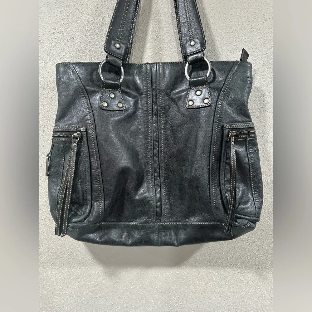 Kenneth Cole Reaction Purse - Picture 3 of 7